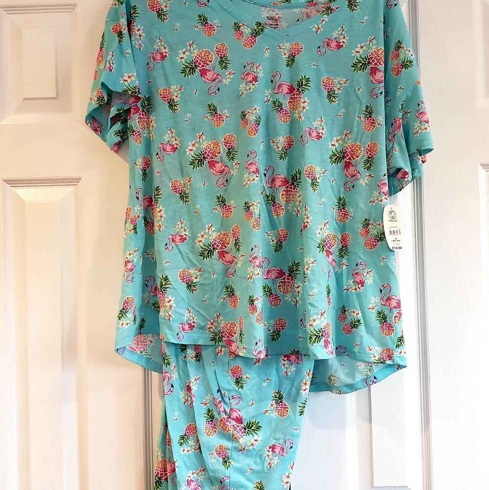 Womens Flamingo Capri PJ Set - Plus 2X (18W-20W) NWT